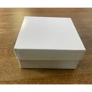 Pack of 5 - Deluxe Gift Boxes - 6 x 6 x 3", White HI-WALL